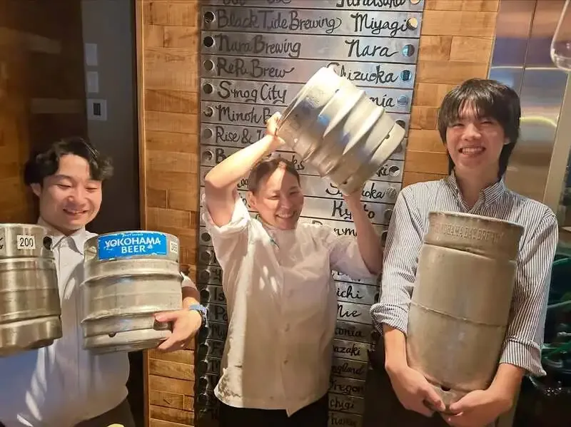 横浜・CRAFTSMANで楽しむクラフトビールとメキシカン×イタリアン