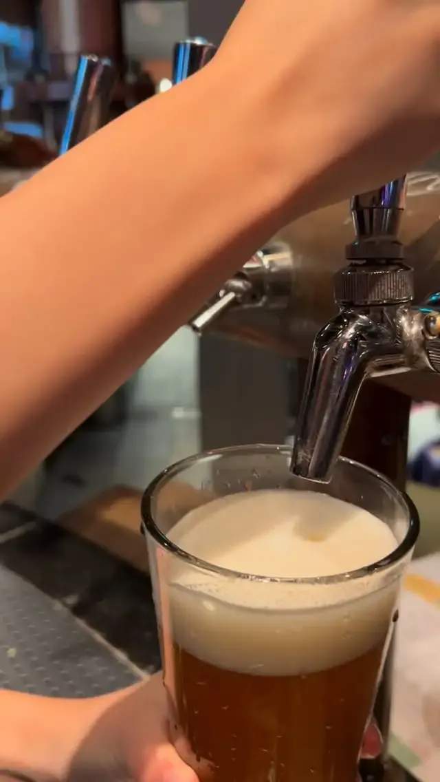 横浜・Craft Beer×Mex-Italian CRAFTSMANが31タップの樽生クラフトビールを案内