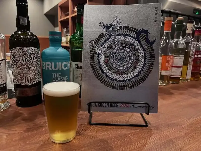beer bar greedyで志賀高原ビール「イタリアンピルス!?」とWCB「ベースキャンプアルファ」開栓