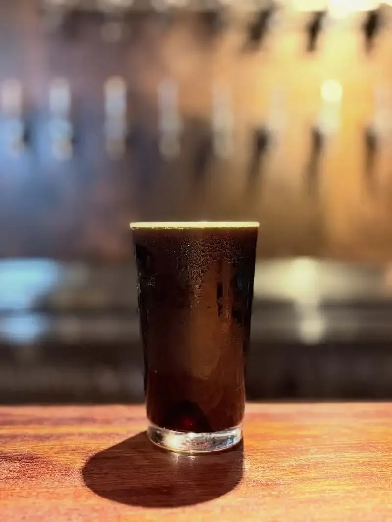 エニブリュで箕面ビールの箕面スタウト リアルエールverが開栓