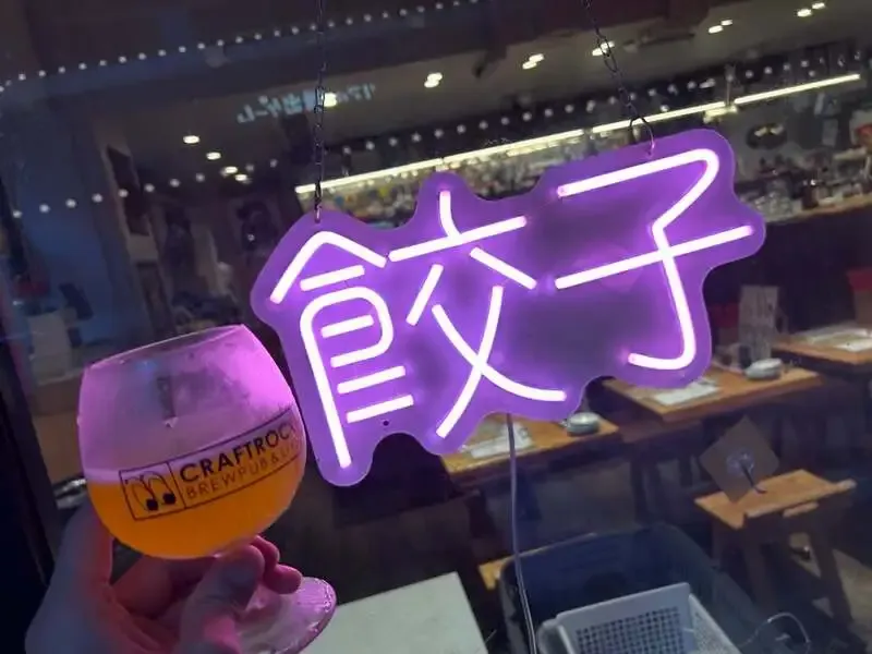 CRAFT BEER MARKET 吉祥寺ペニーレーン店でNANBU CRAFT WeizenとVECTOR BREWING グラマラスIPA開栓