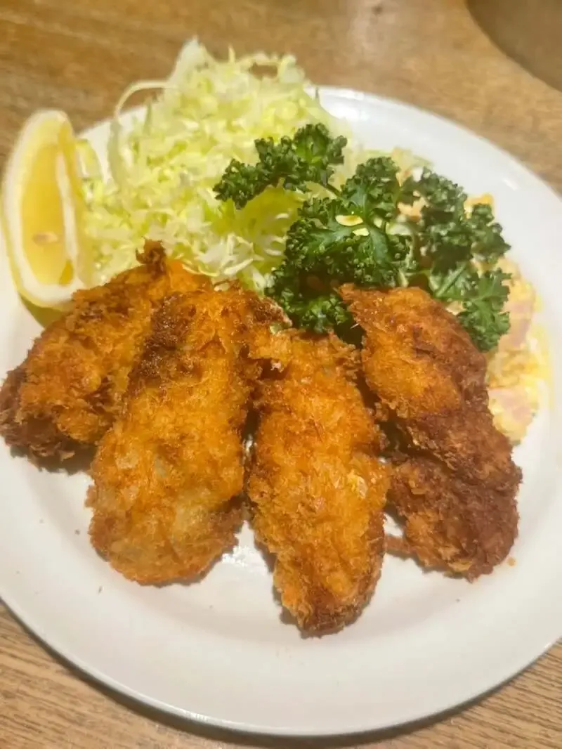 新橋DRY-DOCKでDD4DのHAZY IPAと254ビールのBLACK IPA開栓