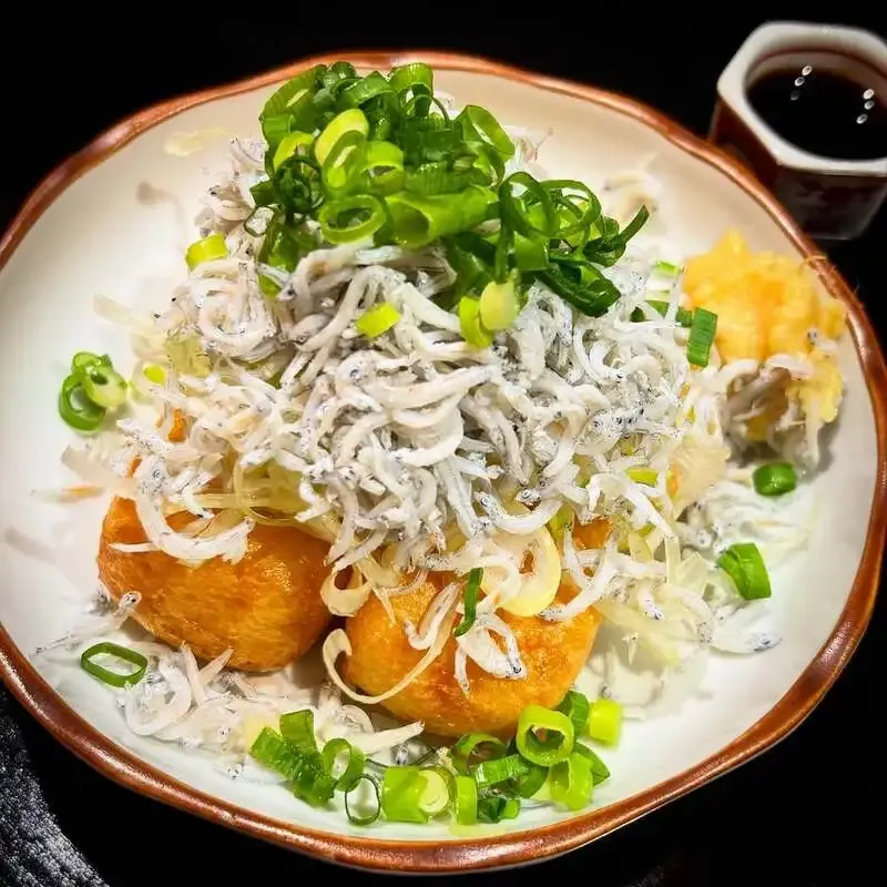 Evolve Beer&KitchenでNOMCRAFT「バナナキック」と「イケおじペールエール」開栓