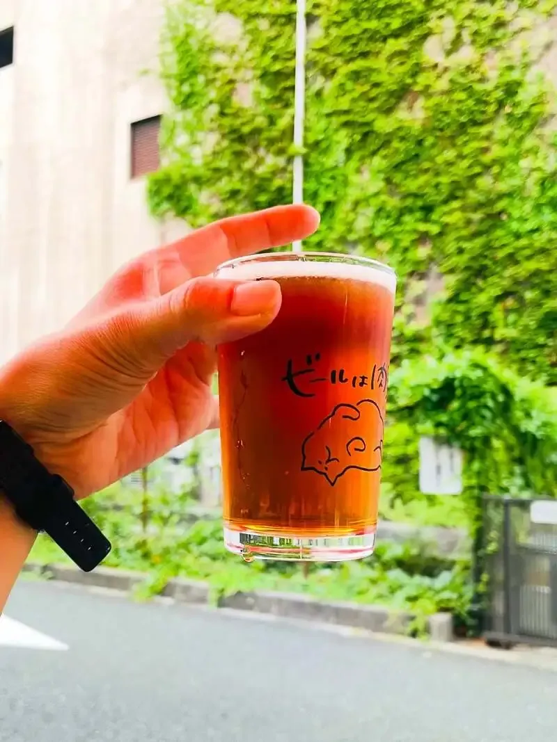 焼肉スタンド 肉と麦で奈良醸造『TIMMUR』を提供、山椒香るアンバーラガー