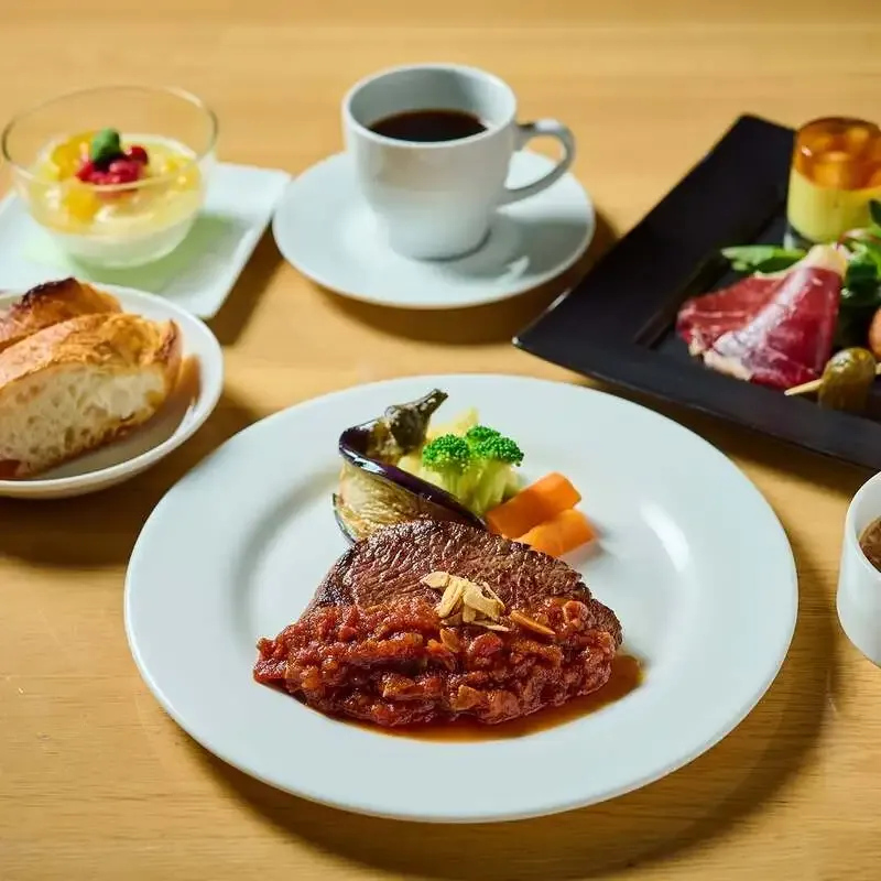 品川・ジヴェ、フラメンコ由来のオリジナル4種クラフトビールを案内
