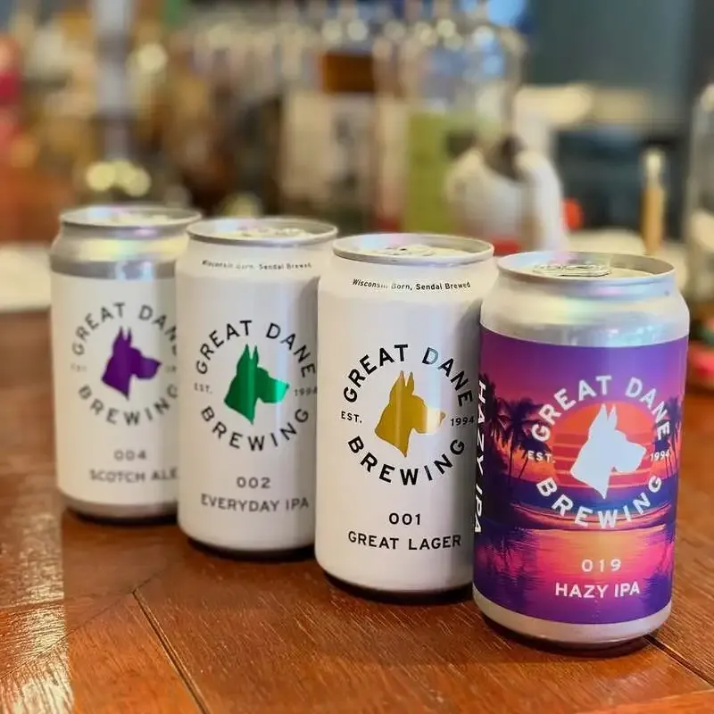 横浜・CraftBeer Cafe & Bar Synchronicity、9タップ営業で全国銘柄が並ぶ