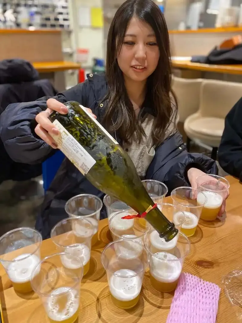 さかづきLab、3月26日に『ふみのLabラストデー』企画 史乃さん卒業ビール《hangover！》を開栓