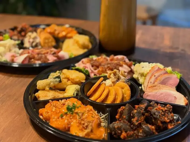 P-144×Citrava in Ikebukuro Serves Seven Drafts, Including Two Collaborations