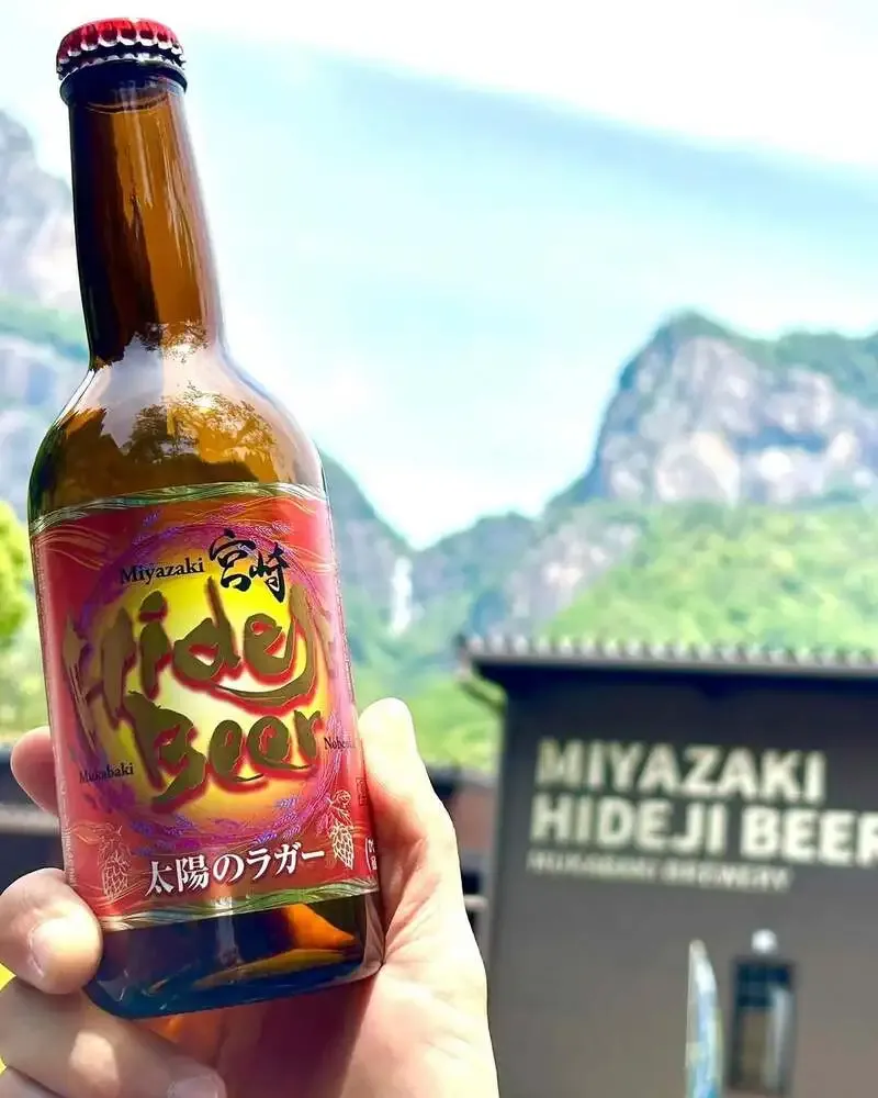 Beer House Hobbitで宮崎ひでじビール「太陽のラガー」とオリジナル「セッションシトラホワイト」開栓