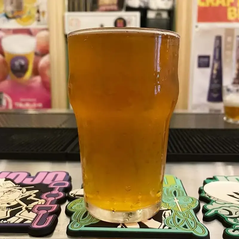 新潟・...04&Beerで4種を開栓　プランク、城端、MATSUMOTO、箕面が並ぶ