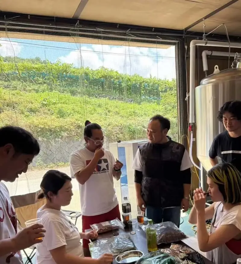 アンドビール高円寺で9月3日営業案内、周年ビール3種を正式提案