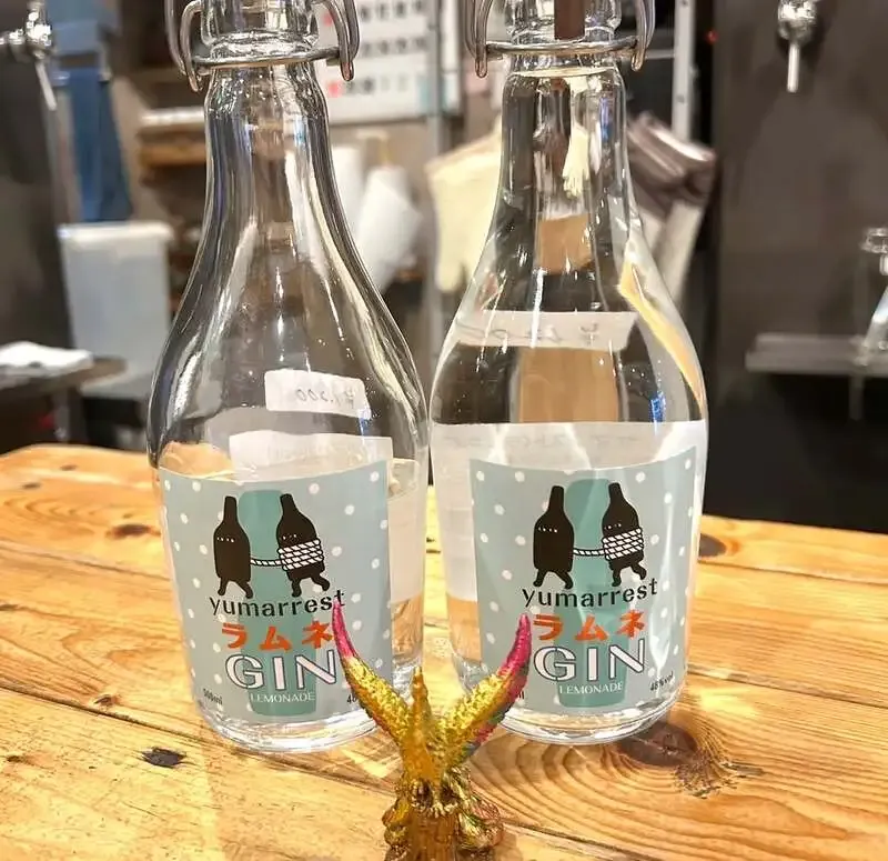 クラフトビアスポット ハトホルで箕面ビール『こざる IPA リアルエール ver』開栓