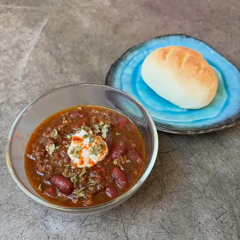 Novel Craft in Setagaya lists Burger Day and eight taps