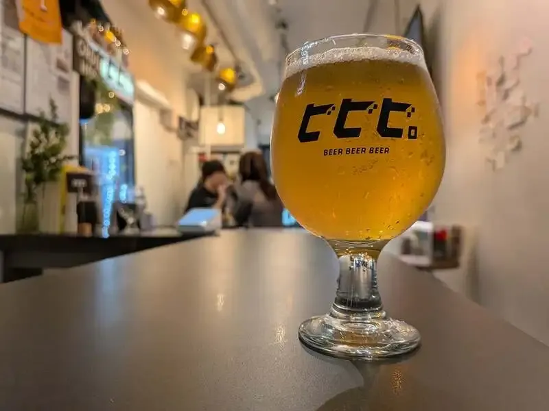 代官山「ビビビ。」がInstagramで10ブルワリーのToday’s TAPを案内