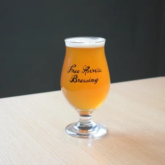 神戸元町のビアスペース オンタップ、月曜にFree Spirits BrewingのCloverdale IPA開栓