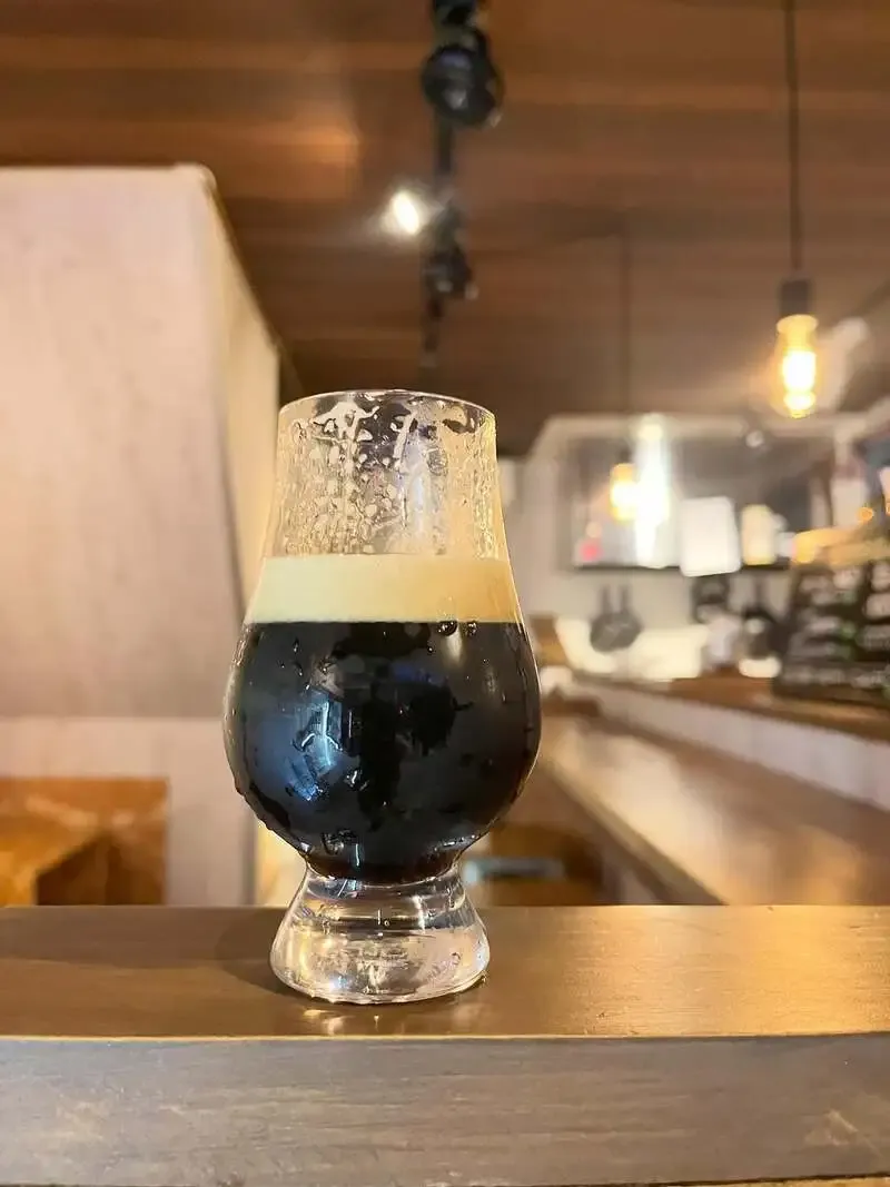 BEER BULK JでSHEARD BREWERY『HOP IN BLACK』が新規開栓、春イベントも案内
