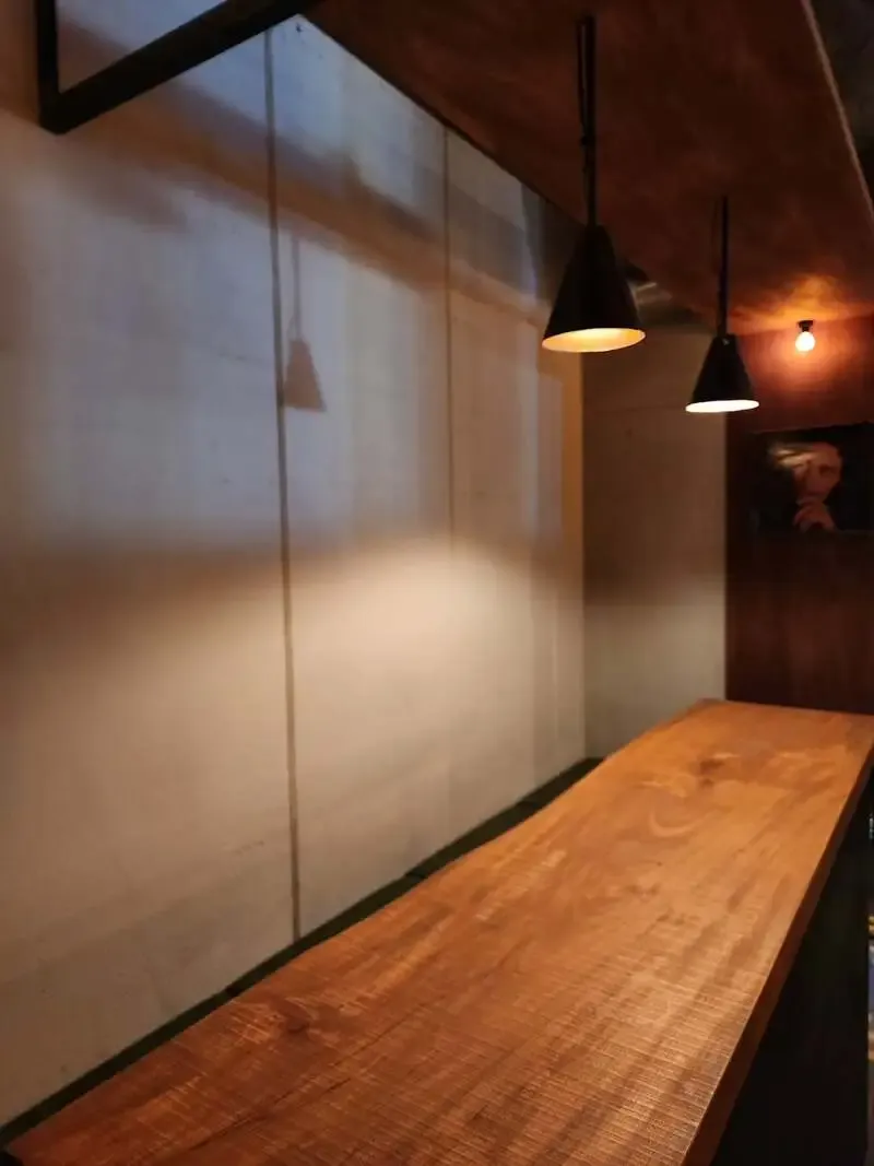 BEER BAR Bitter、4月17日営業でベルギー・チェコ含む5種の樽生を案内