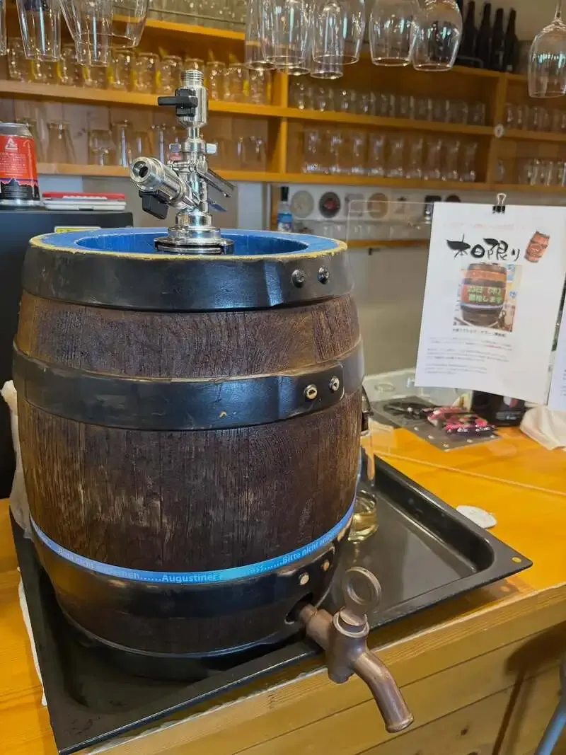 菜園マイクロブルワリーに木樽が到着　盛岡の直営店がInstagramで報告