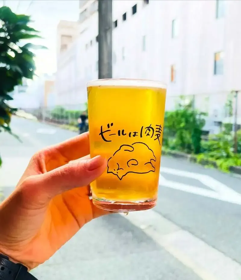 幡ヶ谷の焼肉スタンド 肉と麦でFLORA FERMENTATION『Ogopogo』が開栓
