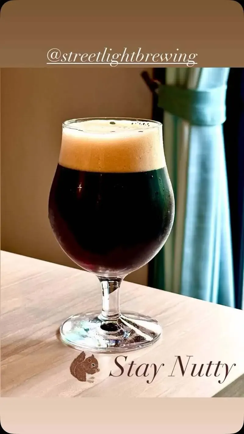 Taru Taruに札幌・Streetlight Brewingの「Stay Nutty」開栓