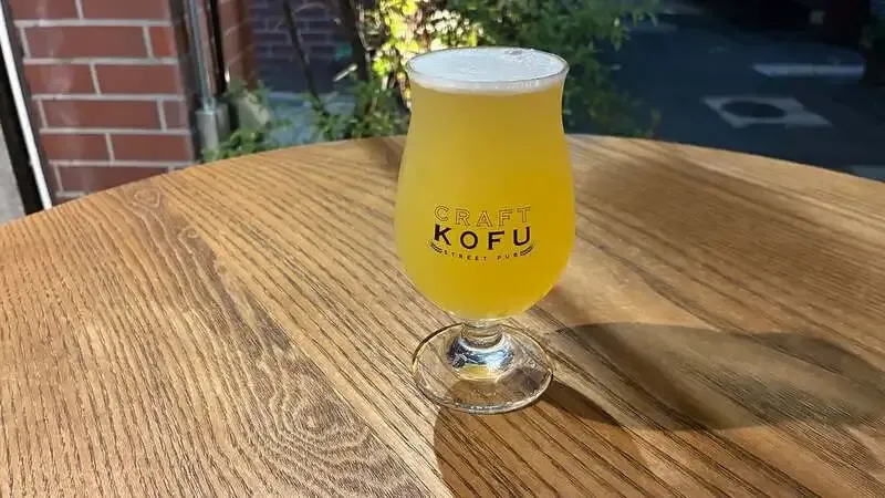 CRAFT KOFU Pours YUMEGAOKA SUNDAY BREWING's Monday Chill Hazy