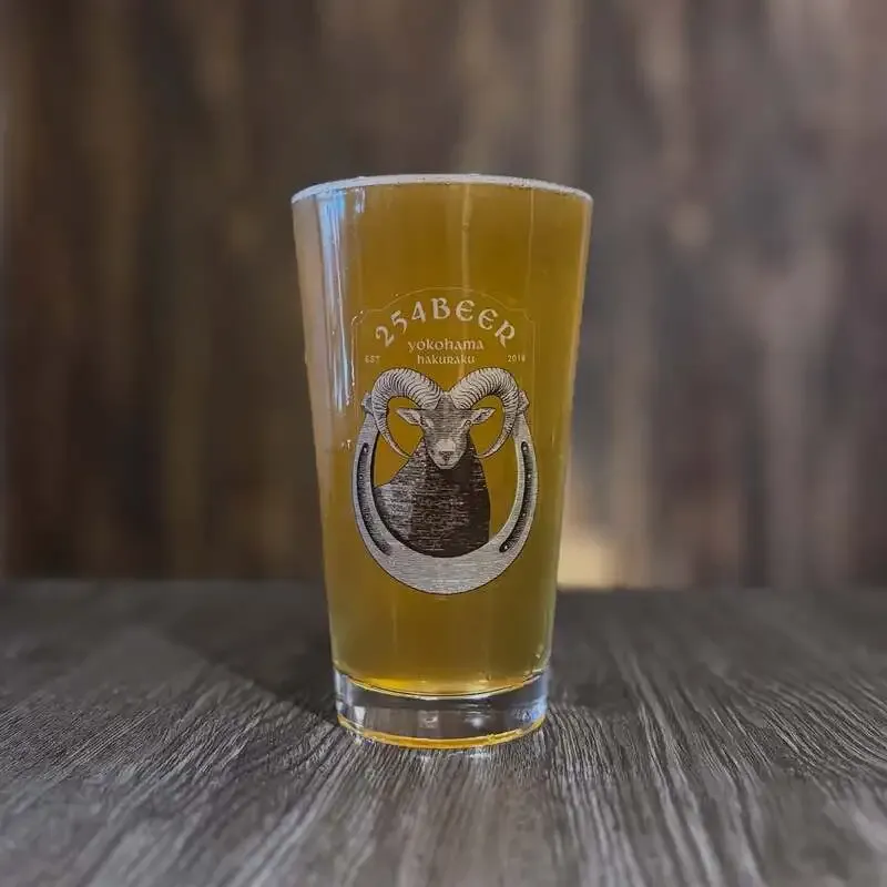 254BeeR serves Sour IPA at its Hakuraku brewpub