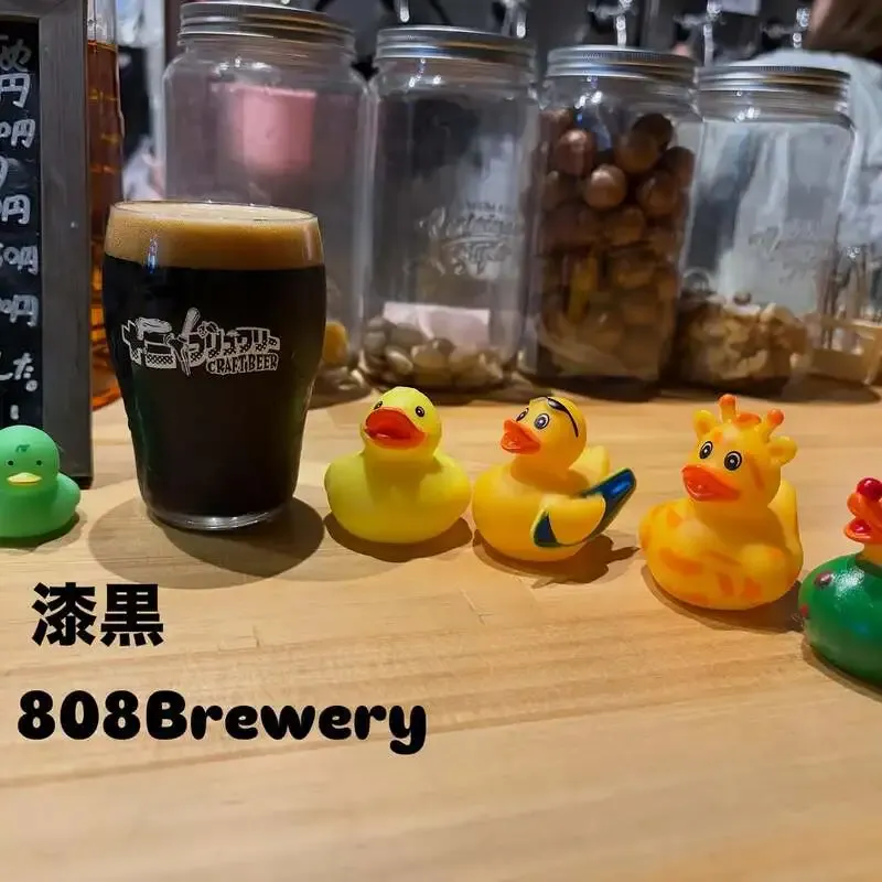 十三ブリュワリーで808 Breweryのインペリアルスタウト『漆黒』を提供