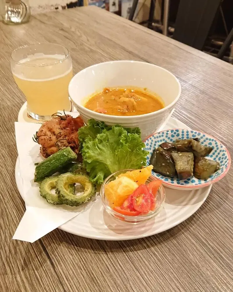 Beer House HobbitでCamado Brewery「河内晩柑サワー」など6樽を案内