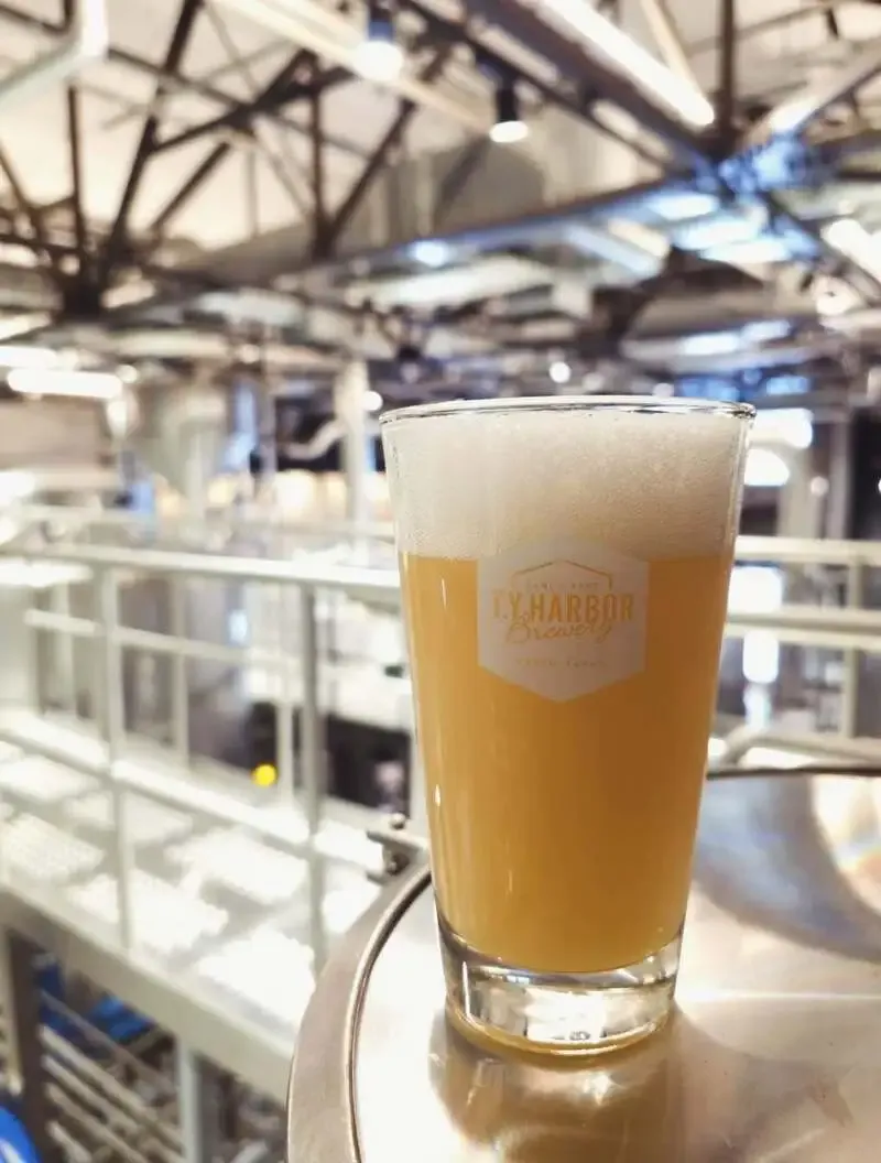 SMOKEHOUSE adds lemon-forward seasonal beer Citron Voilé