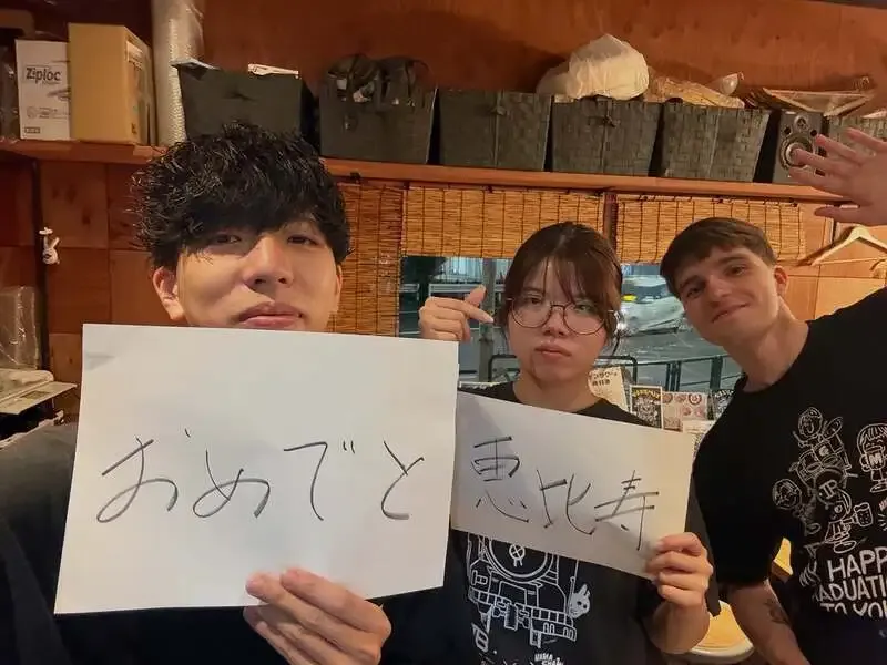 IBREW Shinbashi Offers Around 30 Draft Craft Beers Near the Station