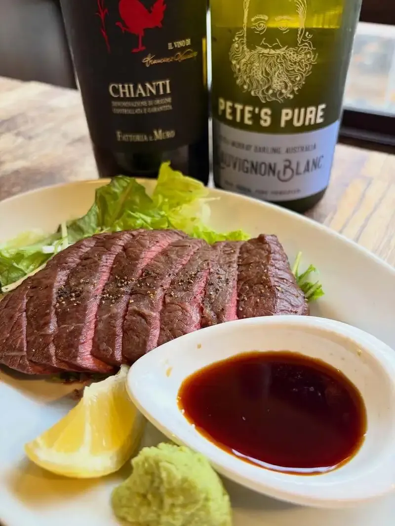 こかげ酒場でクラフトビール4種が入荷、牛ランプのステーキも登場