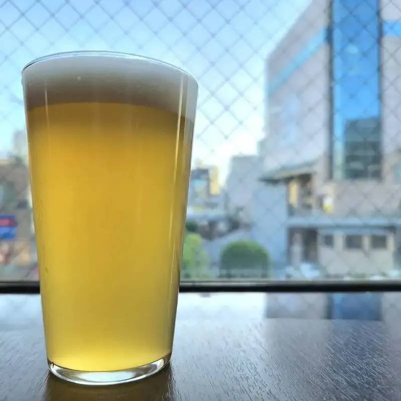 ハーフヤード志木、反射炉ビヤ『Pineapple Weizen - Tropical Banana』を紹介