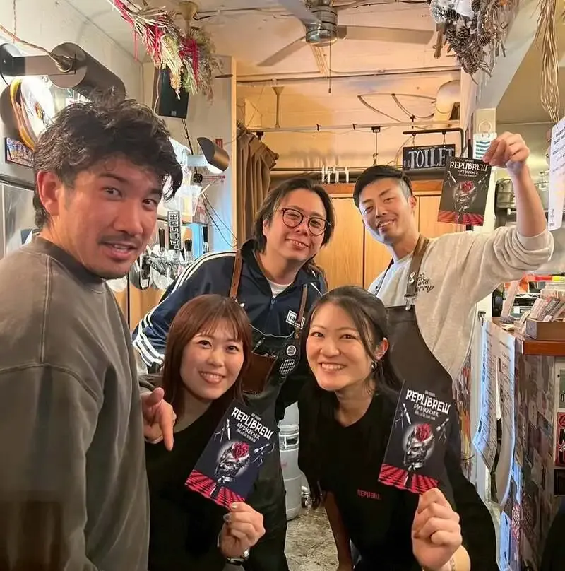 Bar FUKUROでRepubrewのタップテイクオーバー開催、店内は終始満員に