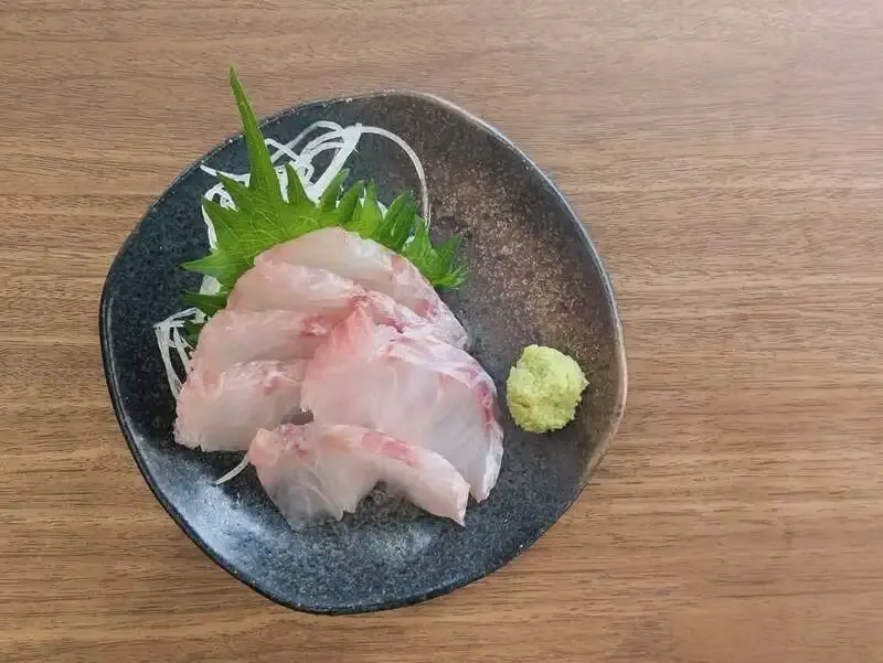 横浜ベイブルーイング横浜フロント店、3月24日の刺身充実デーで24タップ展開