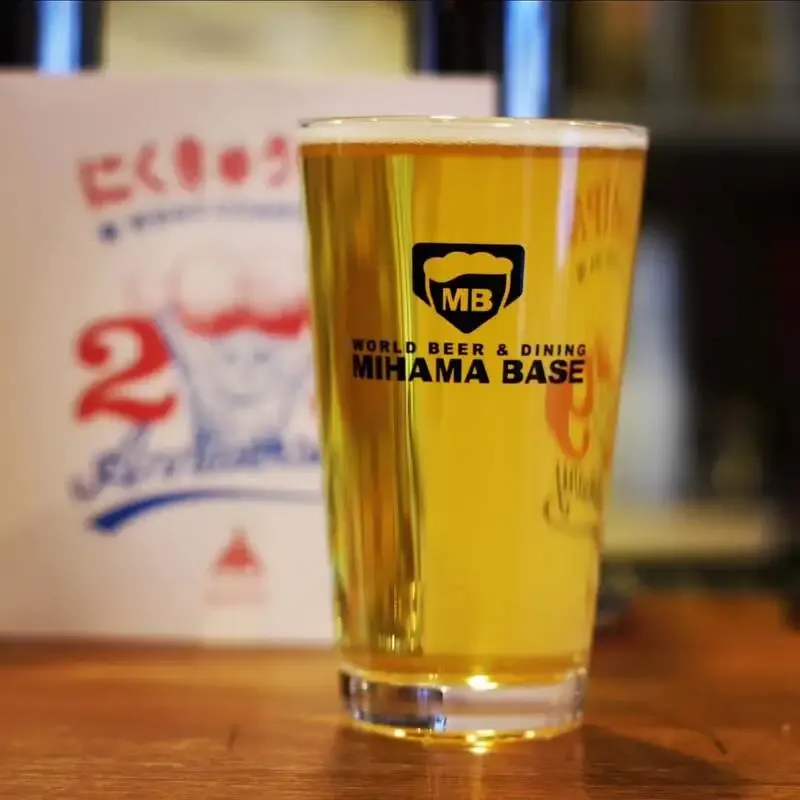 稲毛海岸のMIHAMA BASEで伊勢角屋麦酒「にくきゅうIPA」が開栓