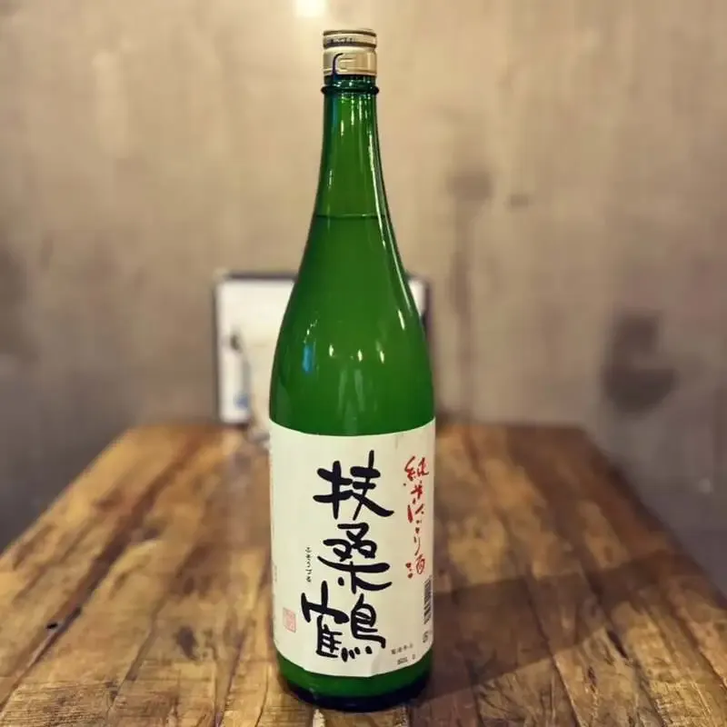 神田KARAKURIで箕面ビール『桃ヴァイツェン』をゲスト開栓