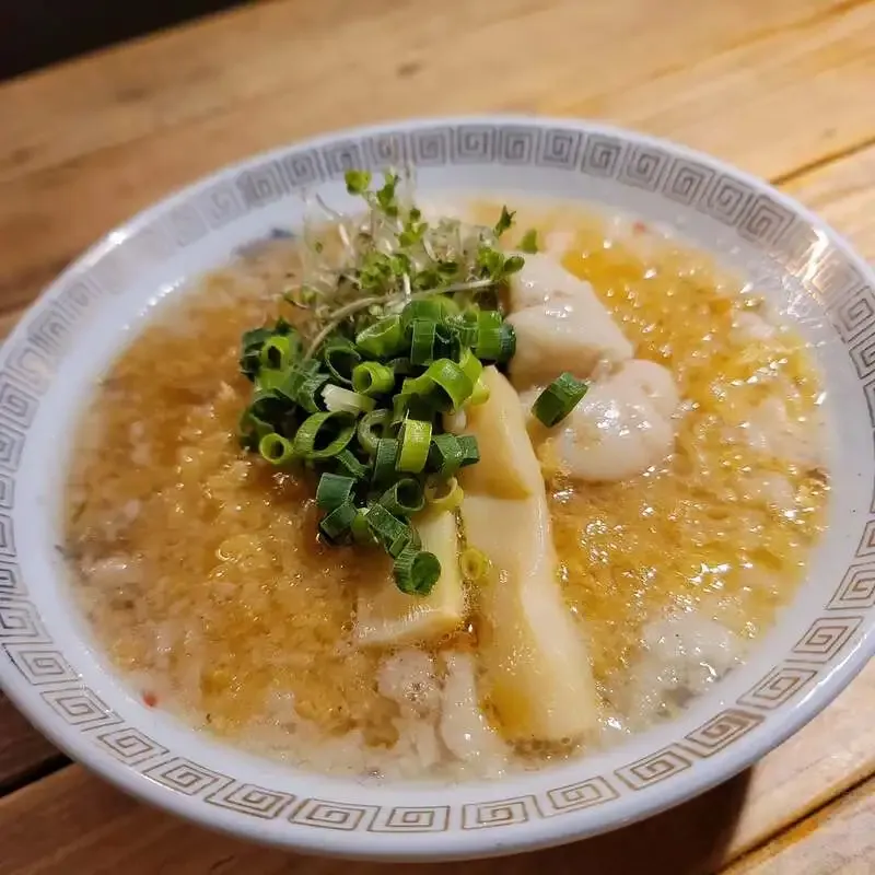 大阪・麦酒やポゴロジー、14種の樽生を案内　火曜は背脂豚中華そば
