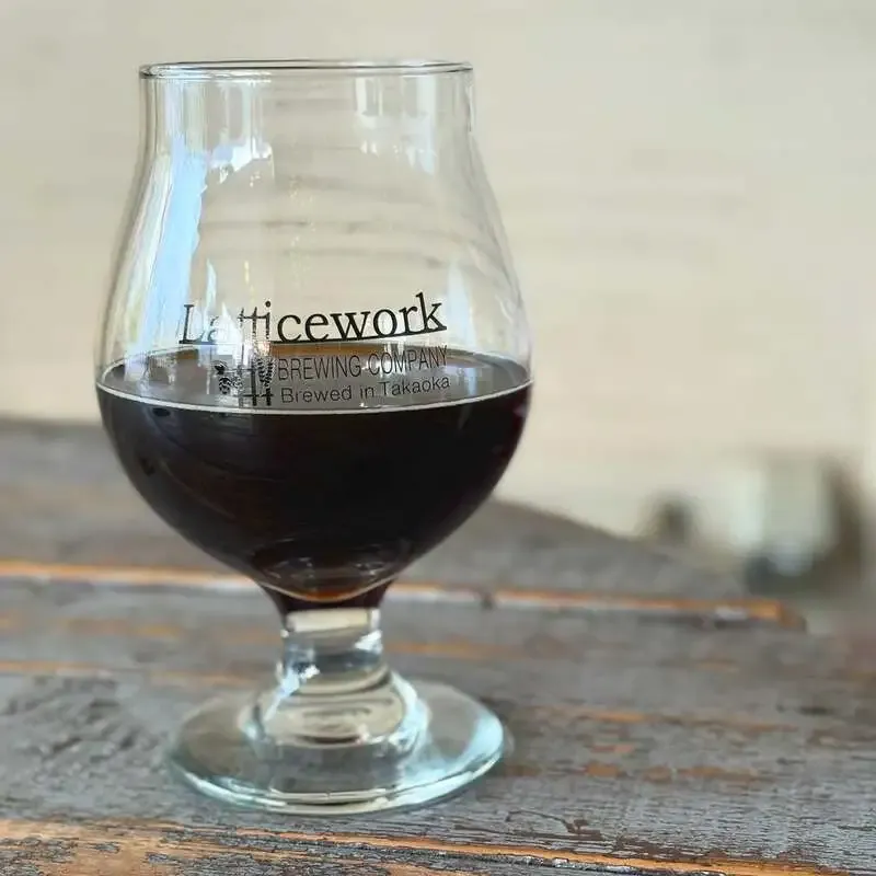 HOP TAP SHOPでLatticework『旅するバナナ』開栓、黒糖香るスタウト案内