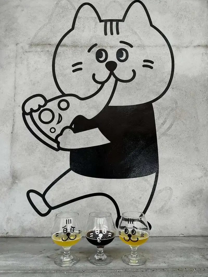 BEERKICHIでNEKOBEER 3種が開栓　ピルスナー、セッションIPA、スタウト