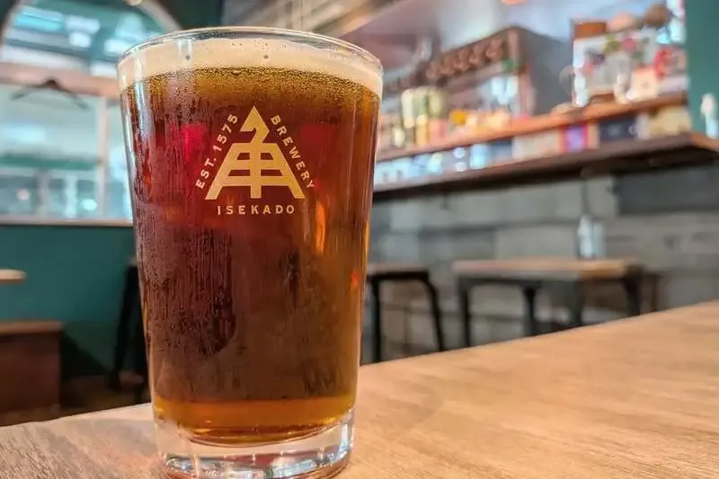 craft beer HOP CROWDで伊勢角屋麦酒『インペリアルレッドエール』開栓