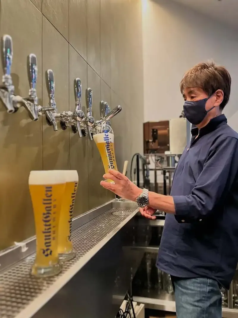 サンクトガーレンTAP ROOMで白ぶどうのヴァイツェン提供終了、翌日から苺サワー開栓