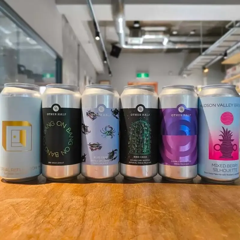 hangoutにTAROS BREWINGの8タップ、OTHER HALFとHudson Valleyも入荷
