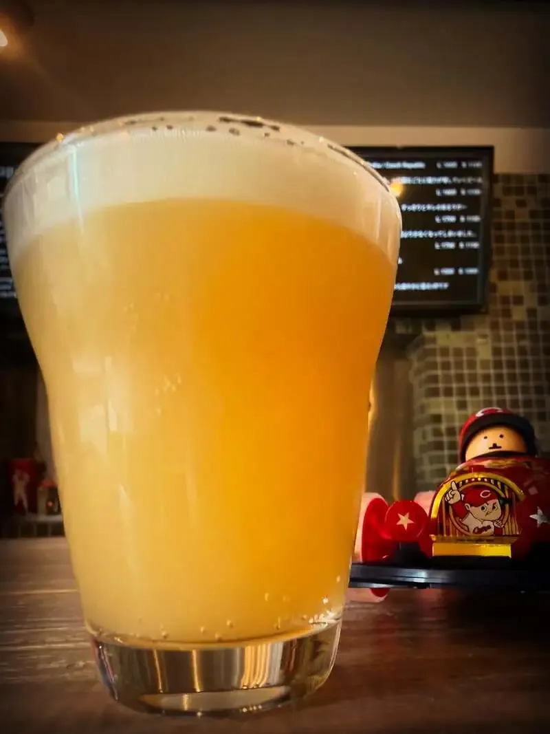 広島・クラフトビールバー mugiで伊勢角屋麦酒『ハットトリック』が開栓