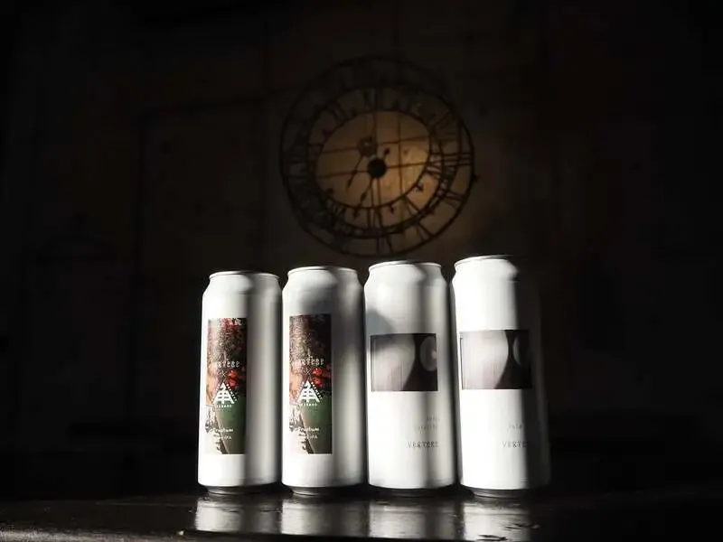 WITCH CRAFT MarketでVERTEREの伊勢角コラボを案内、飲み比べも好評