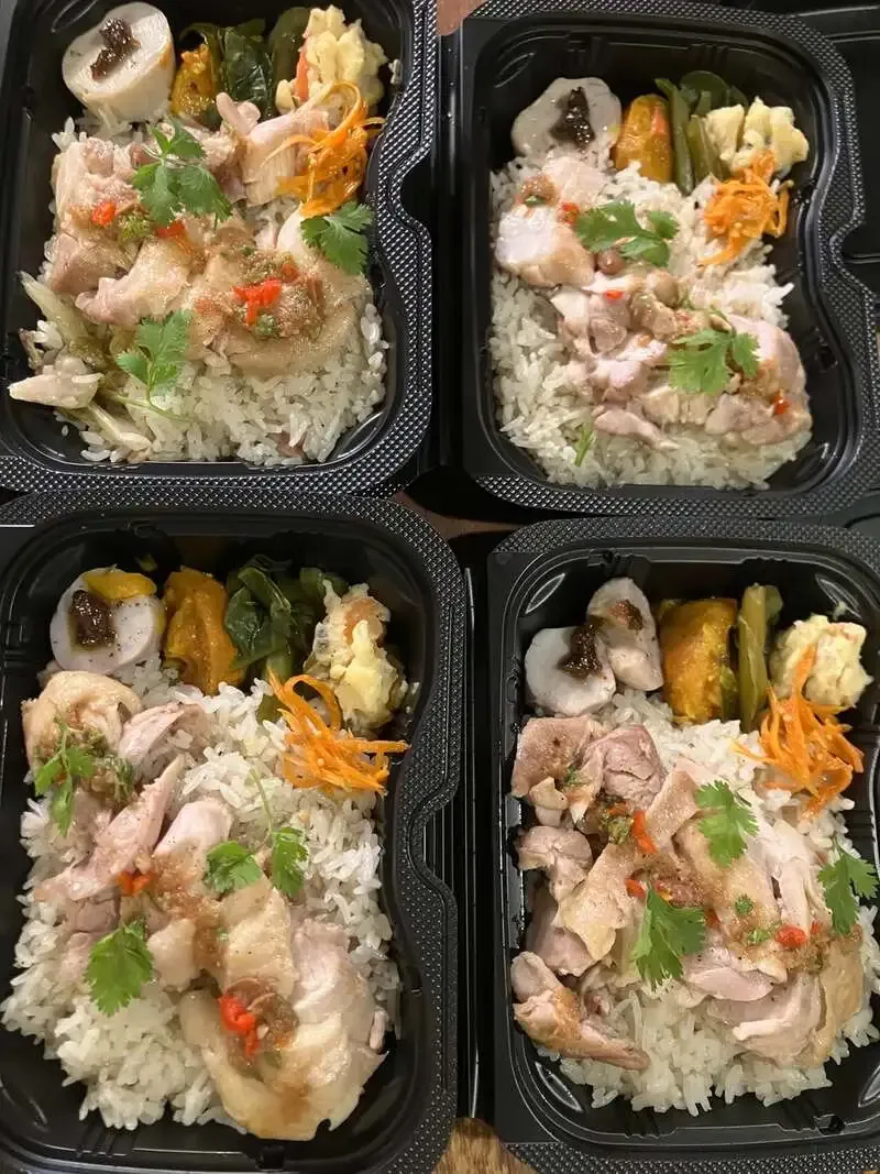 Keisei Koiwa Craft Saketen Offers Two Limited Servings of Chicken Broth Rice