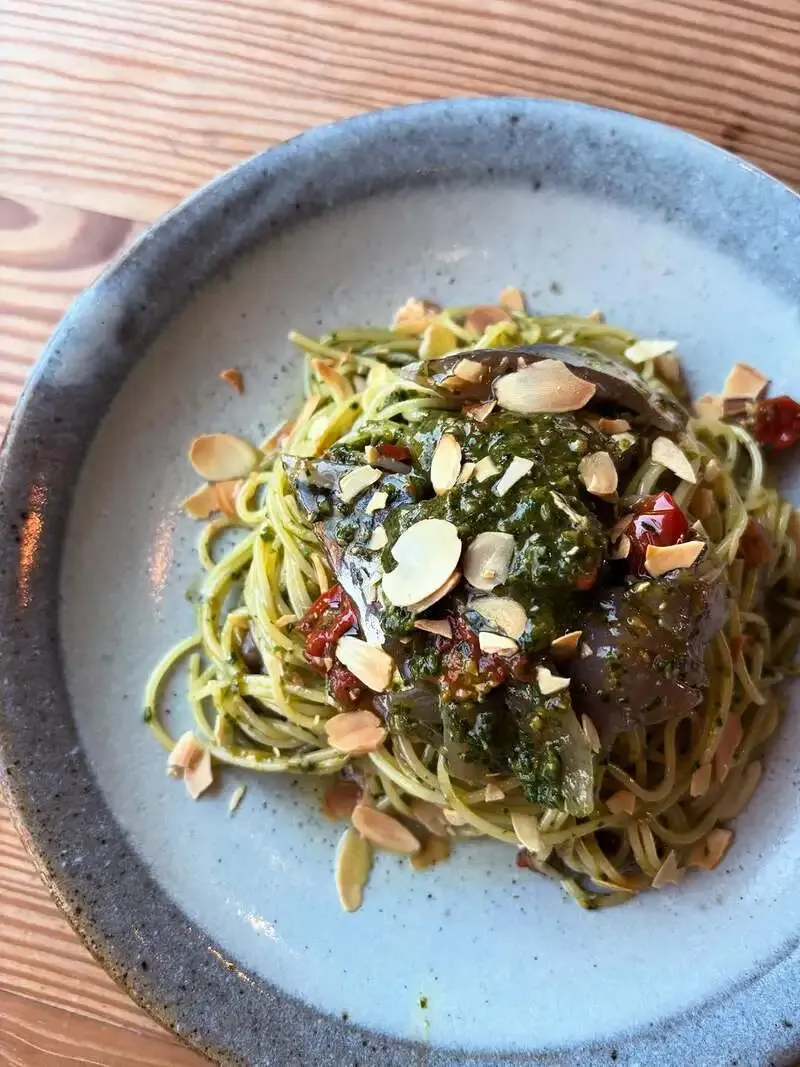 Want a Beerで3月22日営業、6種タップに注目