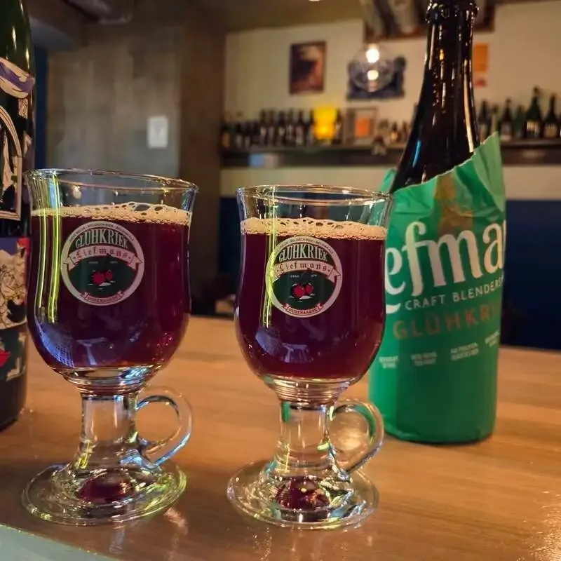2nd COOPERで「Liefmans Glühkriek」提供、15時オープンでホットビール展開