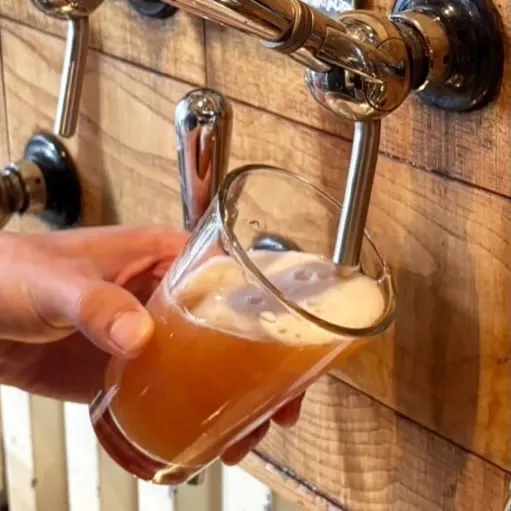 Craftsman Sendaiで六甲ビール醸造所の春限定『Sakura Ale』が開栓