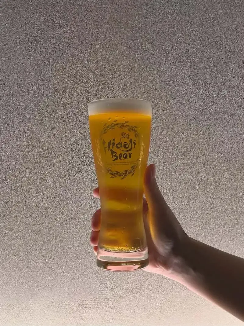 麦酒蔵Hidejiでひでじビール『太陽のラガー』ABV5.0%を提供