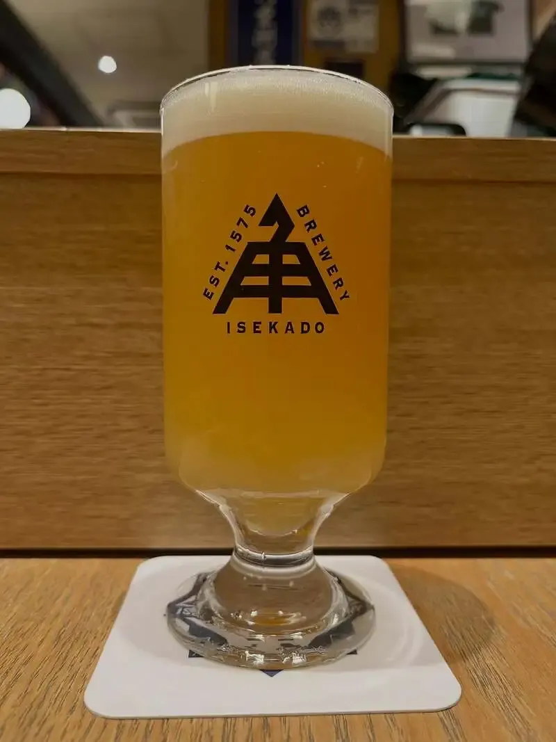 伊勢角屋麦酒 八重洲店で「エレクトロスカッシュサワーIPA」開栓　12種を案内